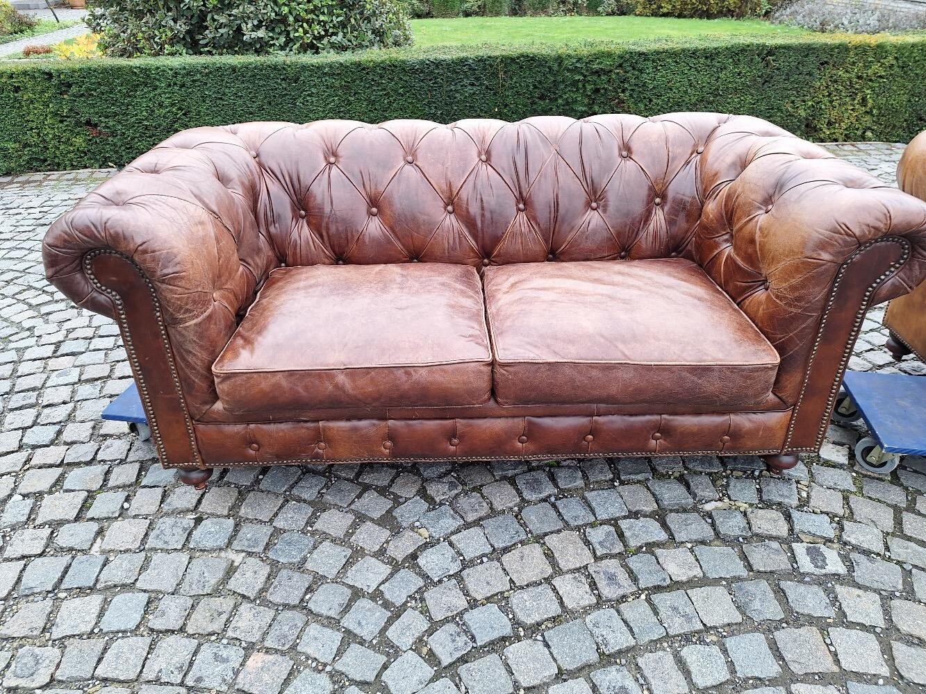 Paire de canapé Chesterfield réf 18/23 