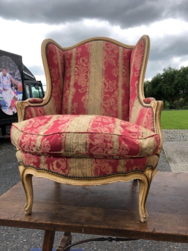 Paire de fauteuils louis XV réf 683 